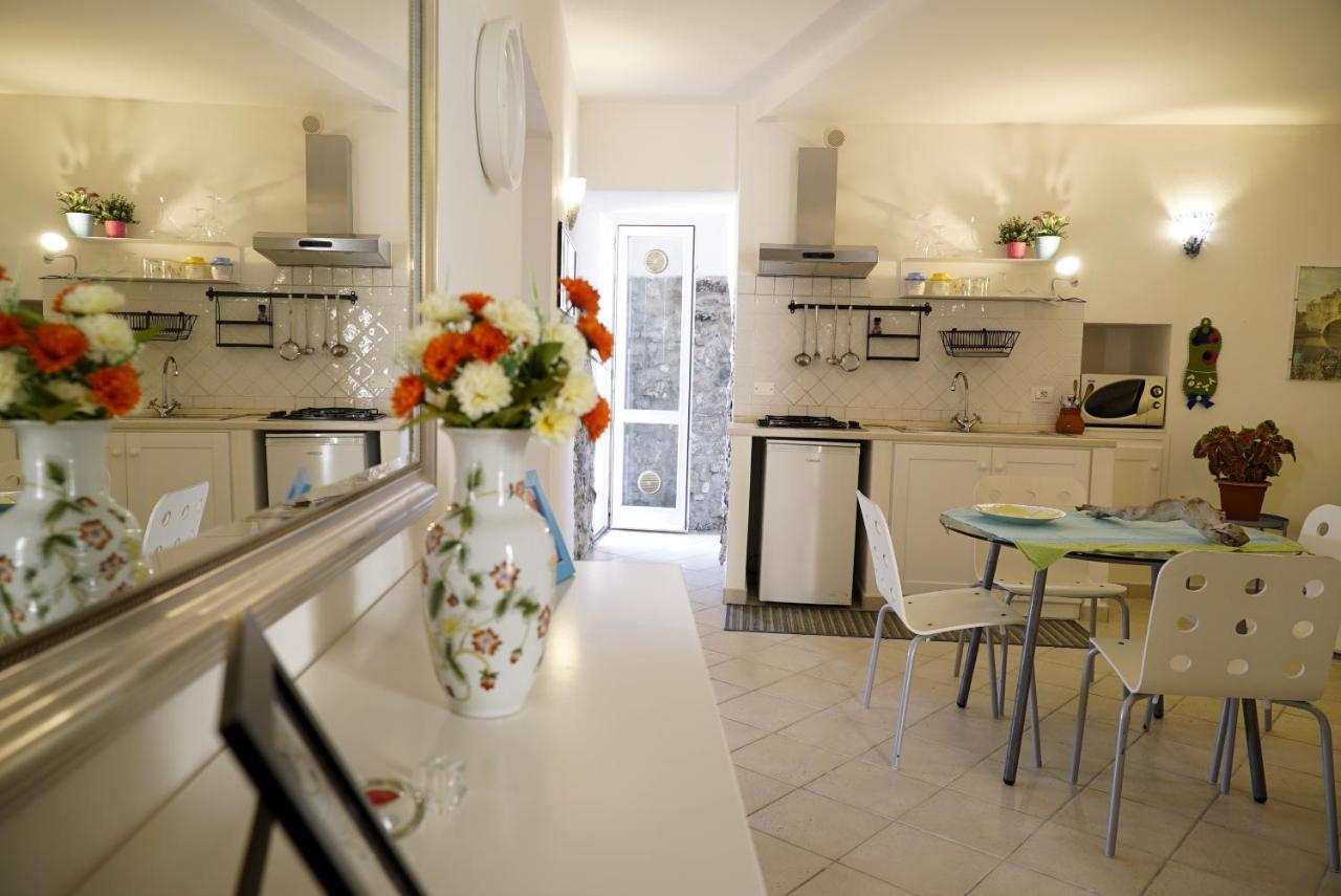 Casa Vacanze Irene Scalea Buitenkant foto